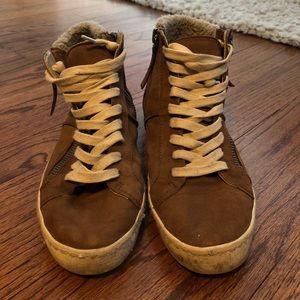 Dolce vita Sherpa lined high top sneakers